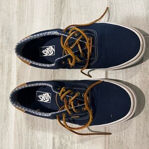 Vans Men's Navy/Chevron Canvas Shoes Size 11.5